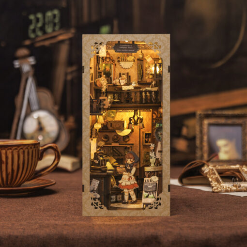 عتیقه فروشی پدربزرگ (Grandfather's Antique Store) برند CUTEBEE